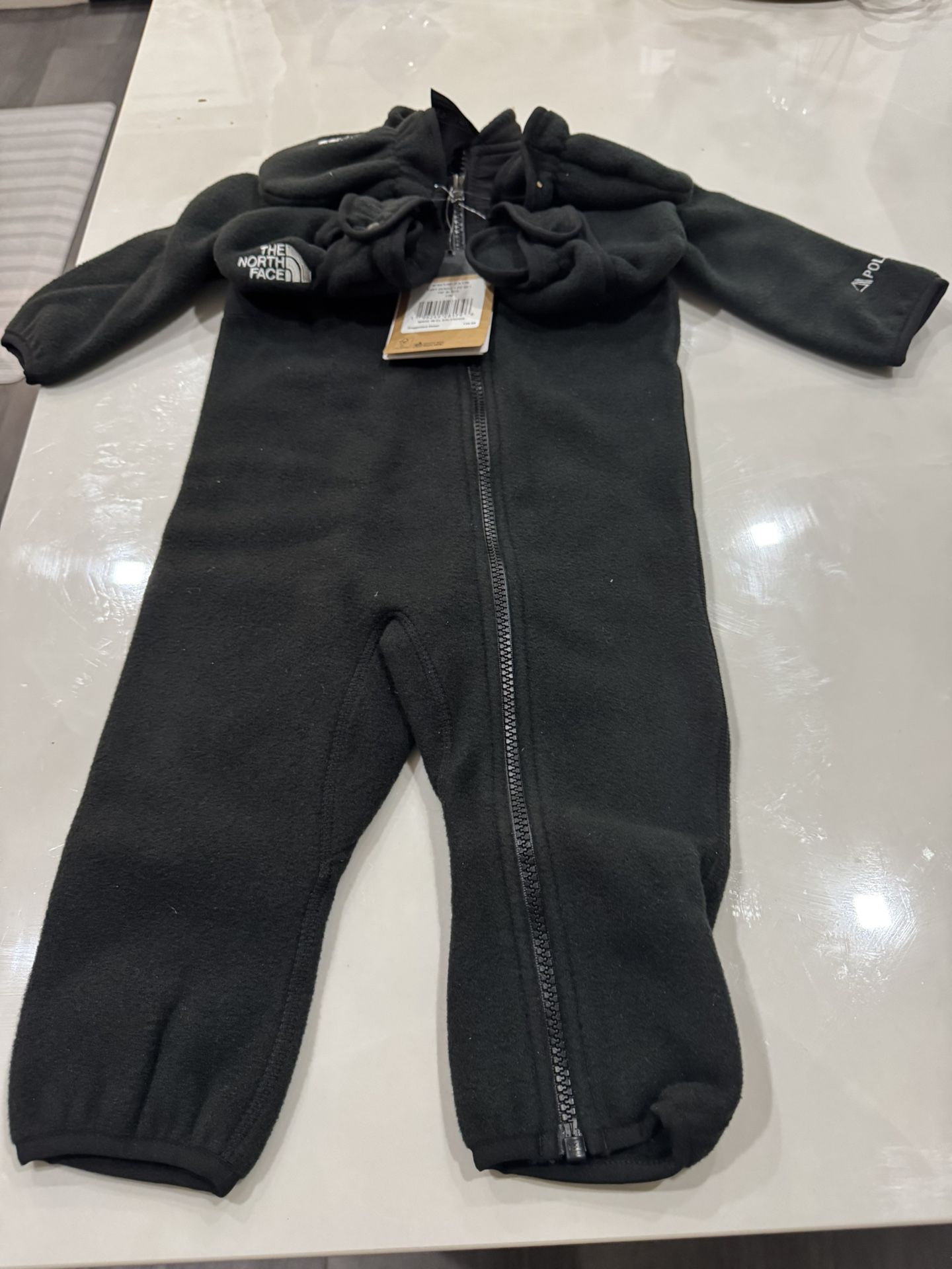 Brand New The North Face Baby Denali Set