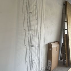 Large Wire Shelving (3)