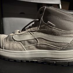 Vans Ultrarange Hiking Boots- size M9.5