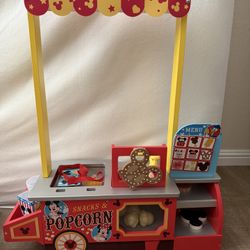 Melissa and Doug Disney Popcorn Stand