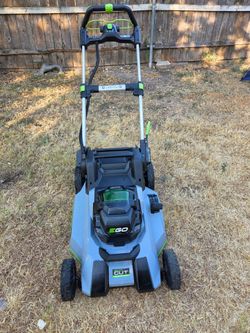 EGO LAWN MOWER 21" WlTH BATTERY