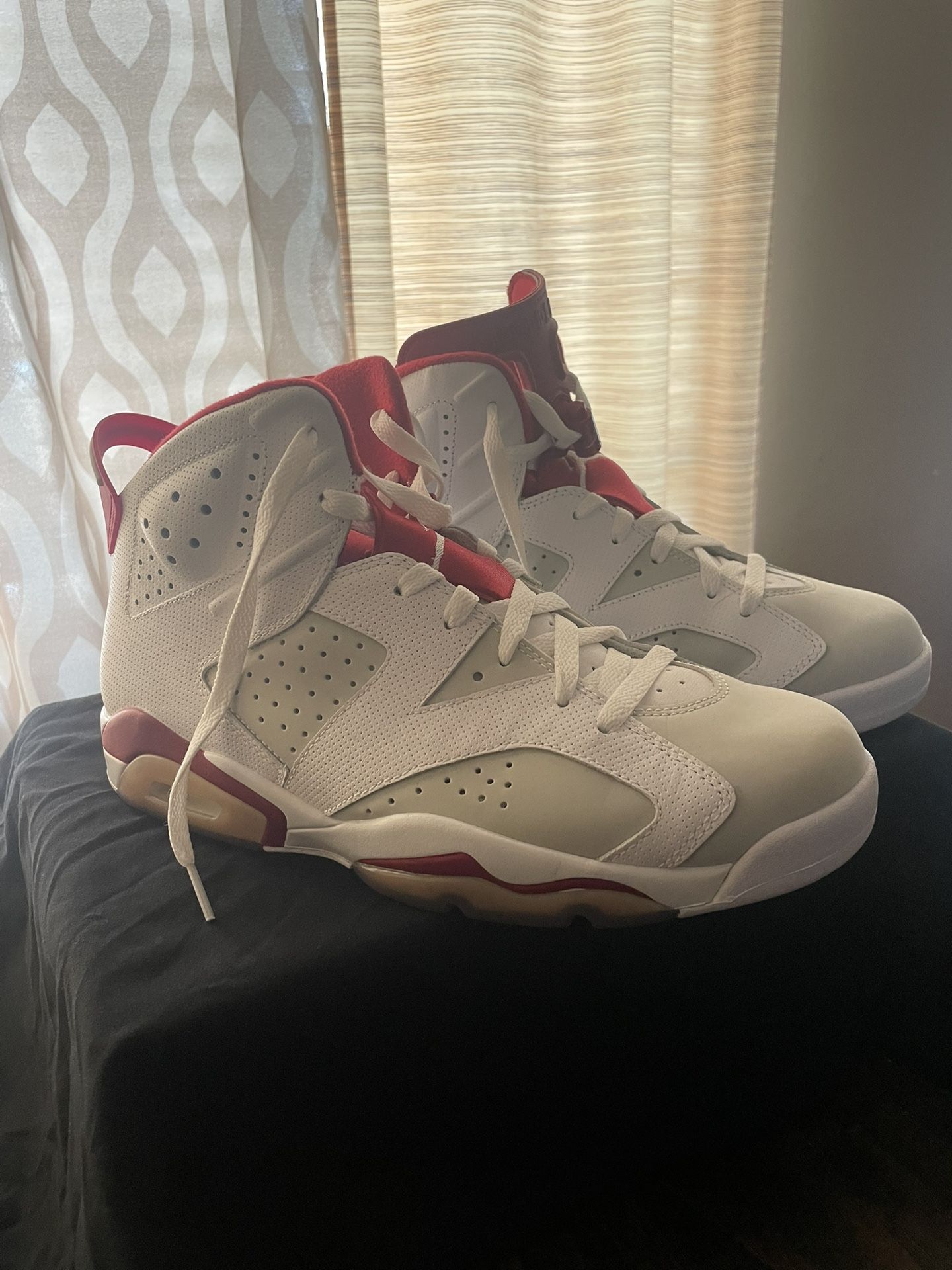 Air Jordan 6 ‘Carmine’