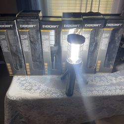8 Evercraft Tripod Lights 