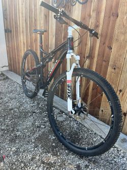 Trek Full Suspension Mountain Bike
