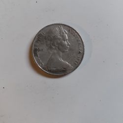 Elizabeth 2 Claw Error Coin