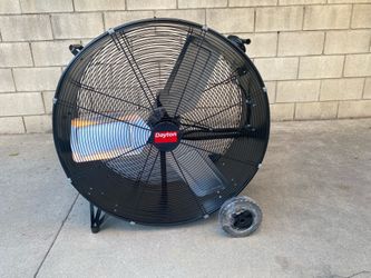 Dayton Light Dty Indstrl Fan,30" Blde Dia.,2Spd 39UK53