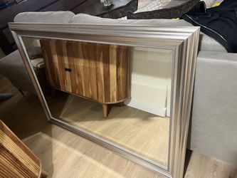 Large Mirror - Excellent Condition