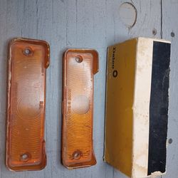 Turn signal lens set