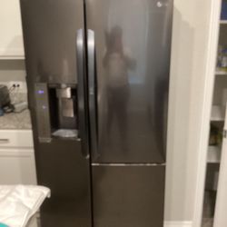 LG Refrigerator 