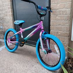 Bisicleta Pequena Rodada 18"