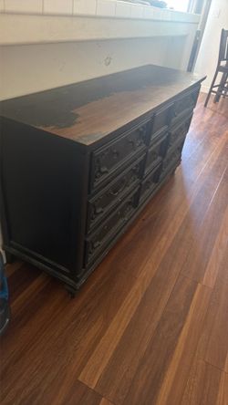 Free bedroom or living room dresser