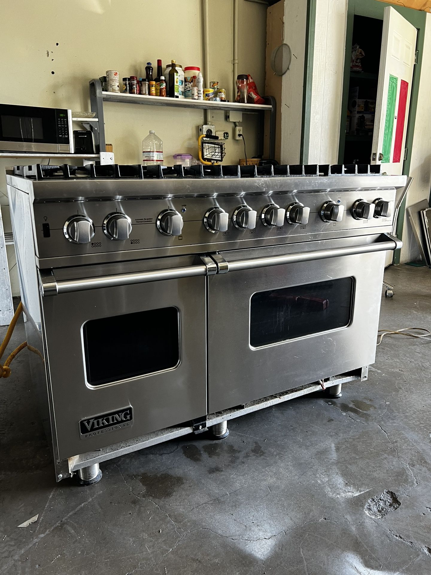 Viking 48”Wide Gas Range Stove In Stainless Steel 6Burners