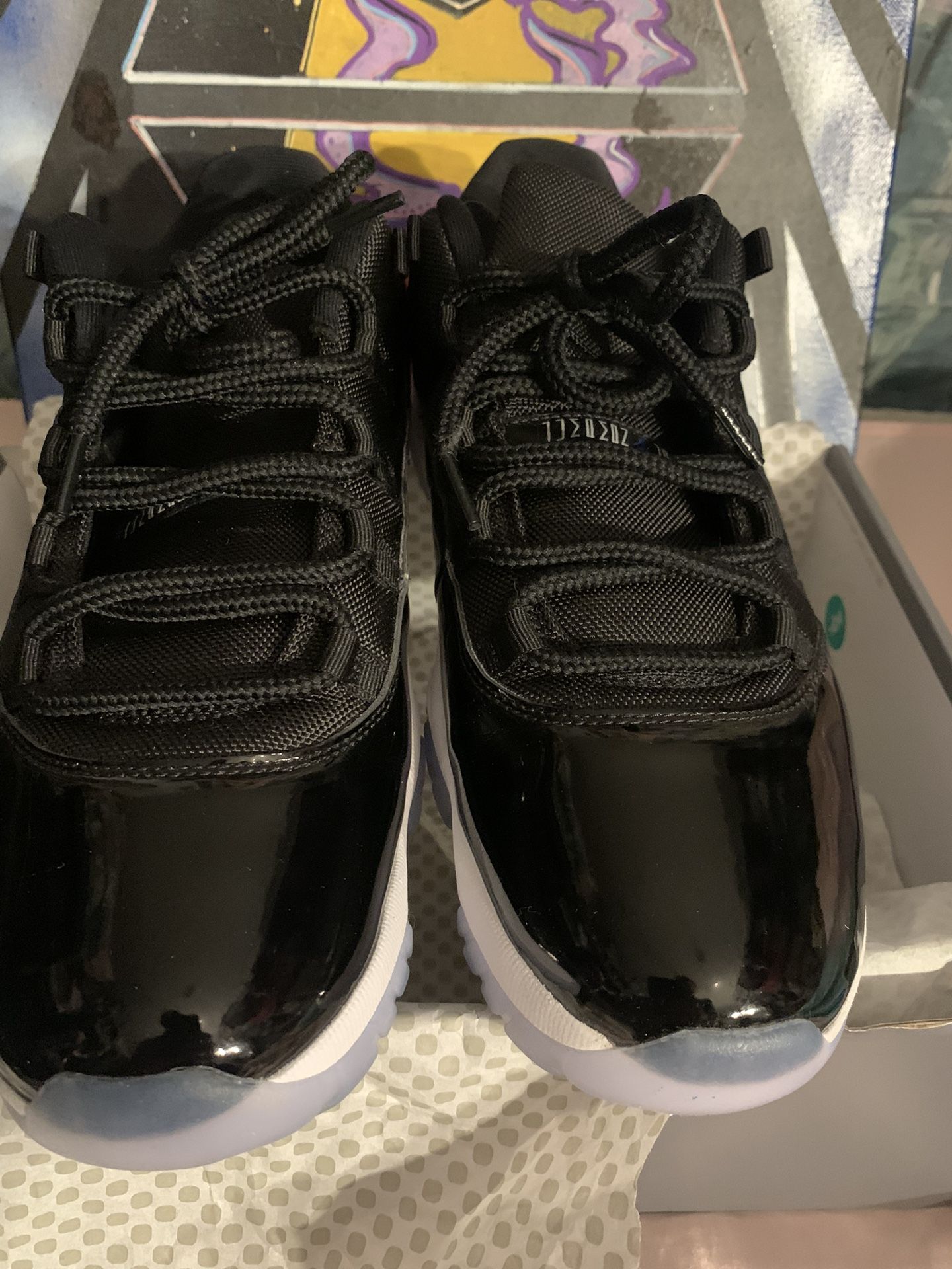 Jordan 11s SpaceJam lows 