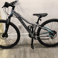 Cannondale Mountain Bike XSmall Disc Brakes 27.5” Tires Trail Fun Tuned Ready/Ride