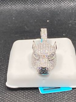.925 pendant with VVS lab diamonds