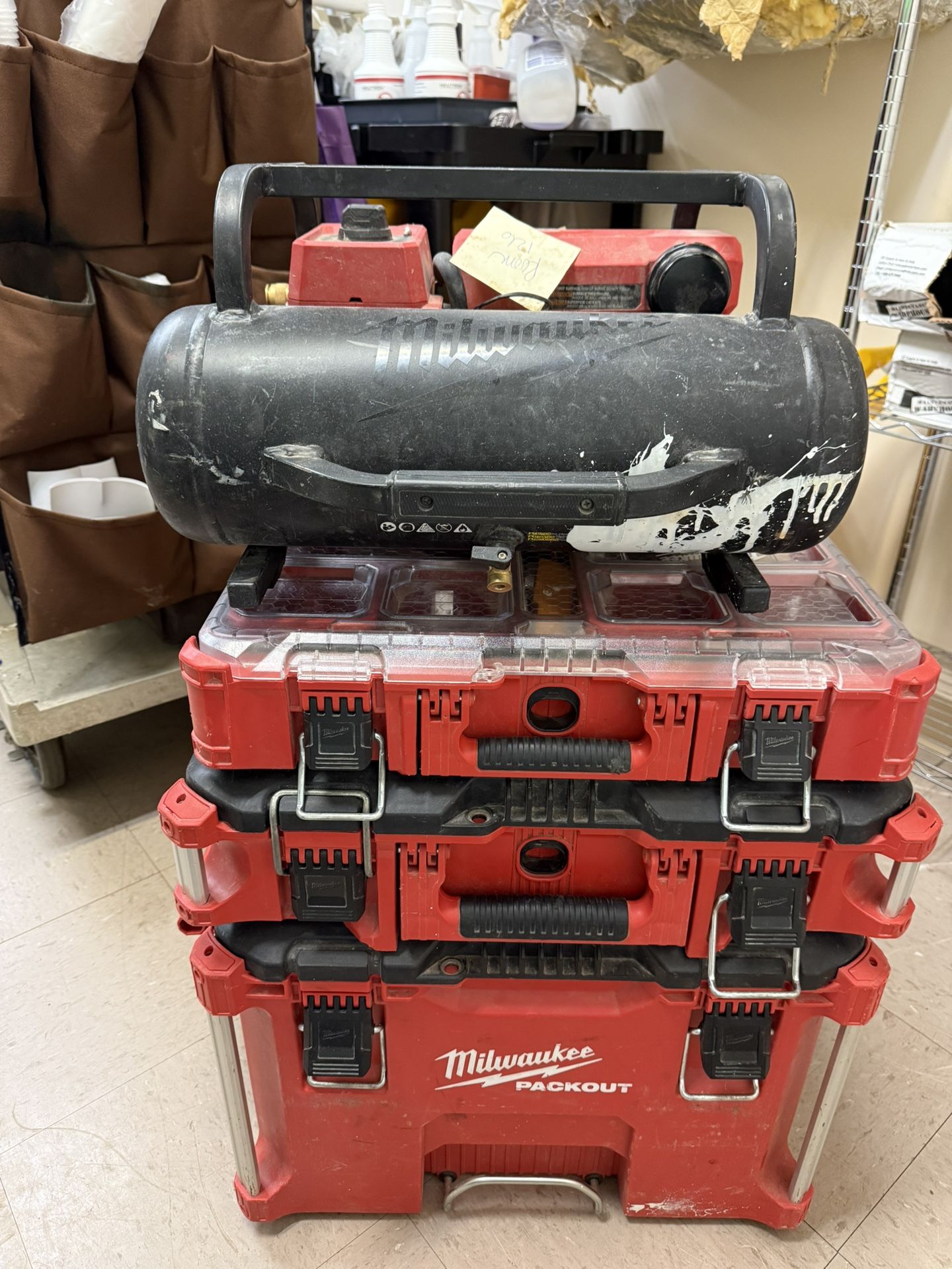Milwaukee Fuel Compressor/packout Tool Box