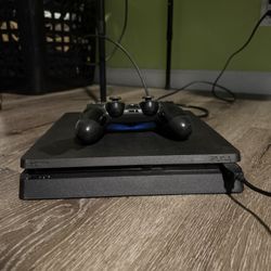 Playstation 4 With 1 Remote