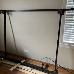 2 Metal Bed Frames 