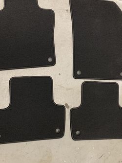 Floor Mats 2019 Volvo SUV