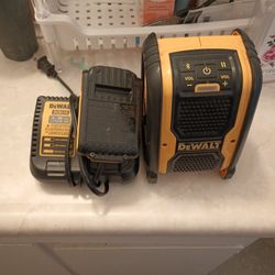 DeWalt Speaker 
