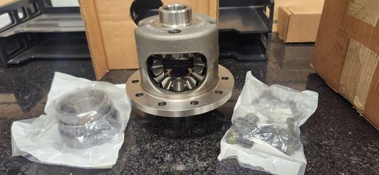 M 220 Jeep Jl Jt Rear Dana 44 Track Loc
