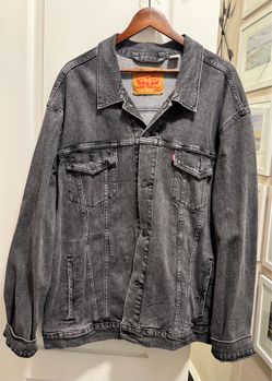 Men’s 3XL Gray Levi’s Denim Jacket  $26.50 org $80