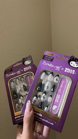 The Crème Shop x Hello Kitty Press-On Nails Set of 2