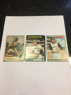 Roberto Clemente three cards best offer