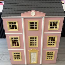 Vintage ‘80s Wooden Dollhouse