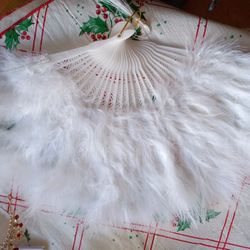 White Lace Gloves And Feather Fan By Bridgerton 