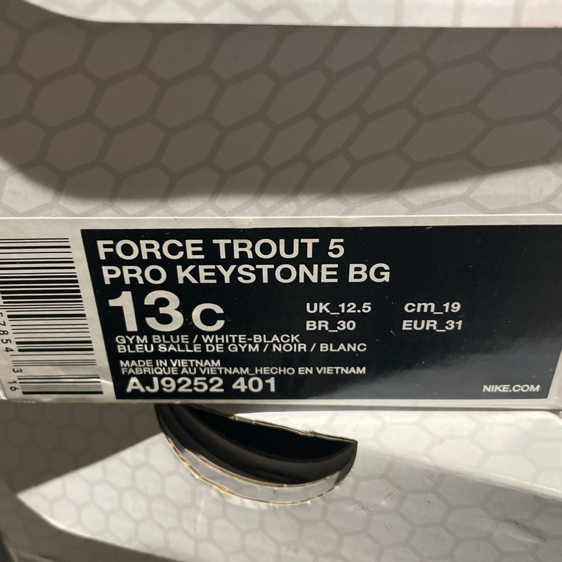 T-Ball- T-Ball - Baseball Cleats(new), Pants And Bat