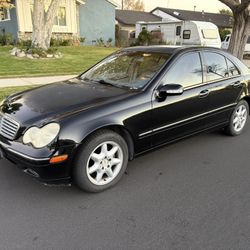 Excellent Condition 2003 Mercedes C240