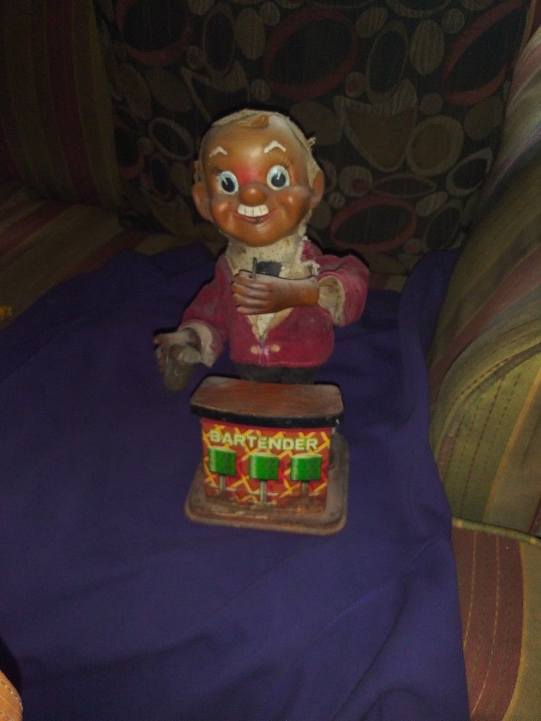 Antique Charlie Weaver battery Operated Bartender