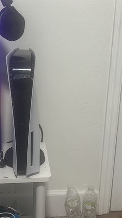 White Ps5 And Controller