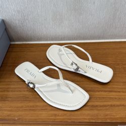 Pr,ada  slipper  