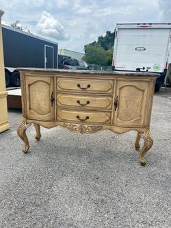 French provincial by Michael amini vintage consola