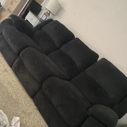 Couch With 2 Recliners 
