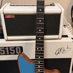Fender American Jazzmaster Acoustasonic Guitar. Mint Condition