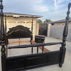 California King Or Eastern King 4 Post Bed 