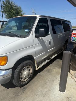 E350 Econoline Van
