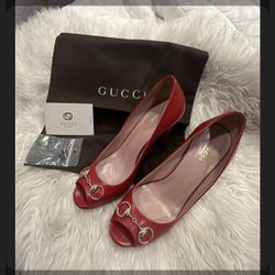 Gucci  Pumps