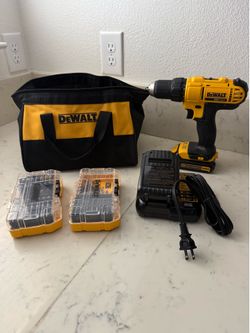 DeWALT 20V MAX Cordless Drill Set with Battery, Charger, and Bits