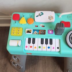 Fisher-Price Laugh & Learn Mix & Learn DJ Table