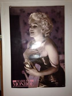 Large Marylyn Monroe cardboard poster