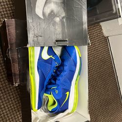 Lebron 8 Sprite Sz10.5