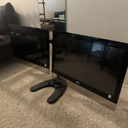 (2) Monitors W/ Stand 