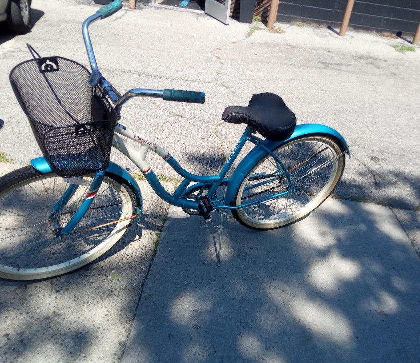 Schwinn Beach Cruiser