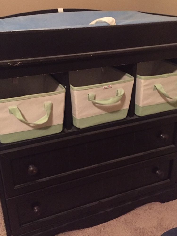 Baby Changing Table And Dresser With Changing Pad