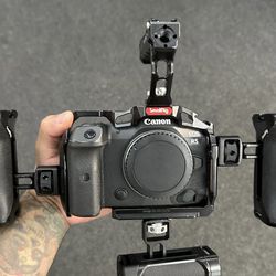 SmallRig "Black Mamba" Camera Cage for Canon EOS R5 C, R5 & R6