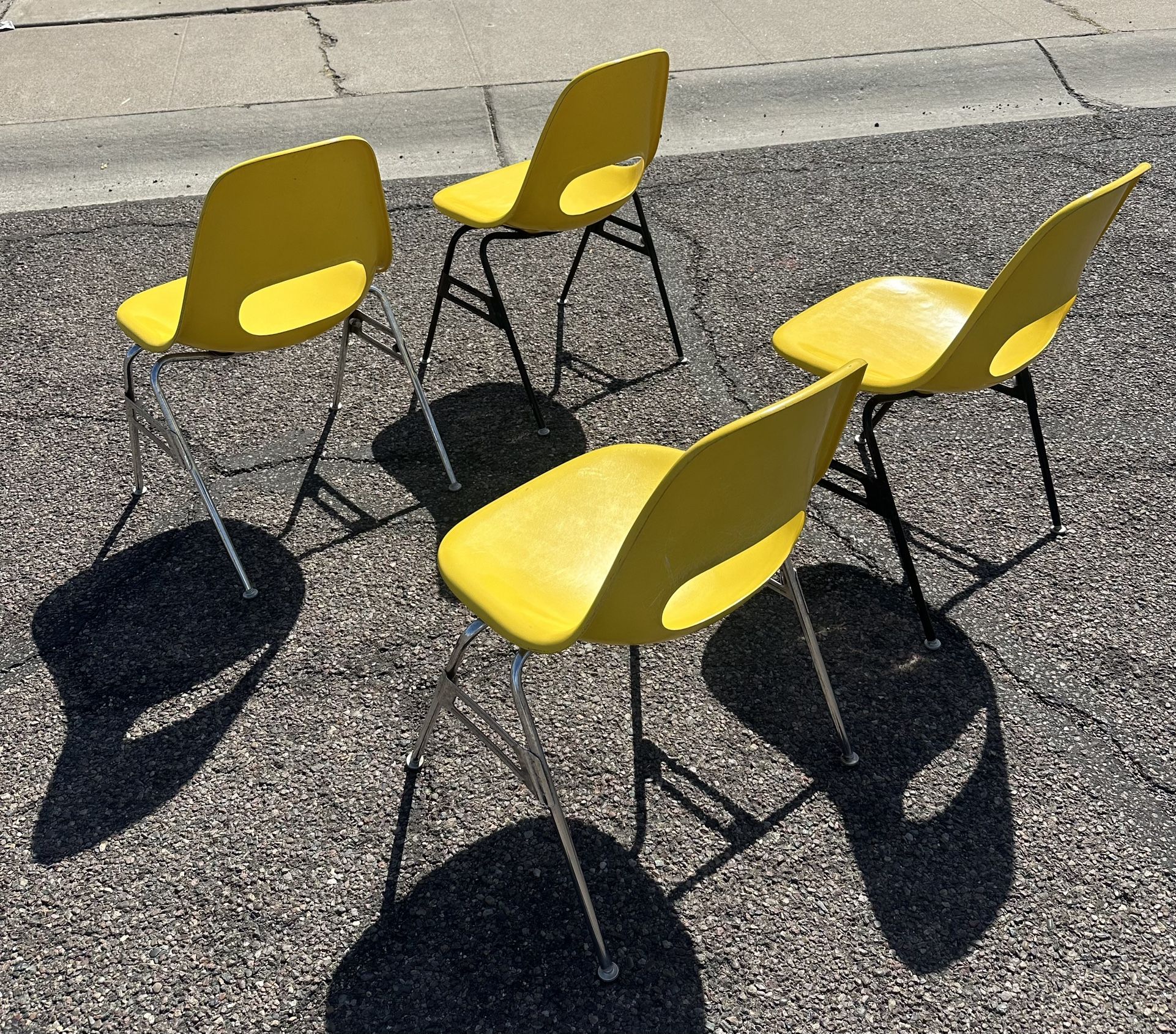 Vintage 1960s 1970s Mid century Modern Fiberglass Chairs KRUEGER MCM
